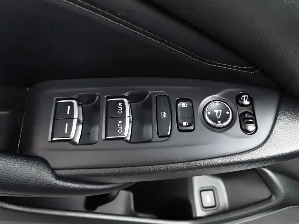 Honda Accord — фото 10