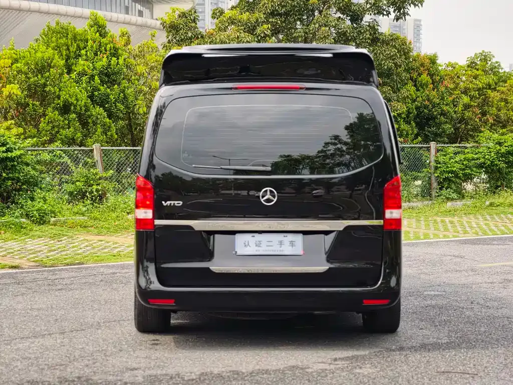 Mercedes-Benz Vito — фото 10