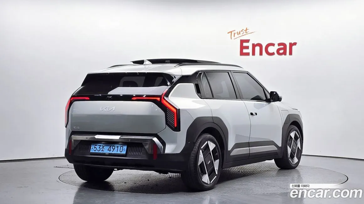 Kia EV3 — фото 7
