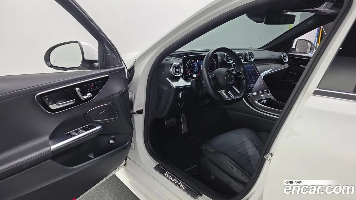 Mercedes-Benz C-Class 2023 из KR, фото 10