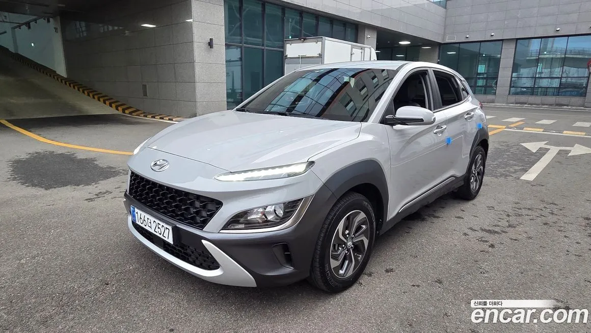 Hyundai Kona — фото 1