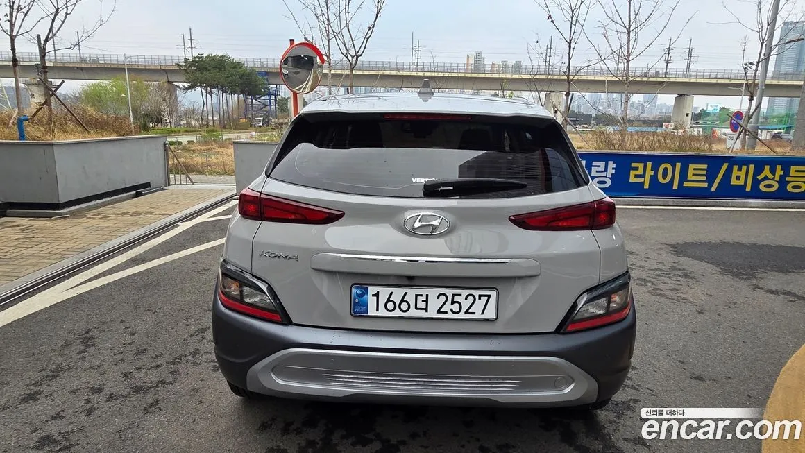 Hyundai Kona — фото 10