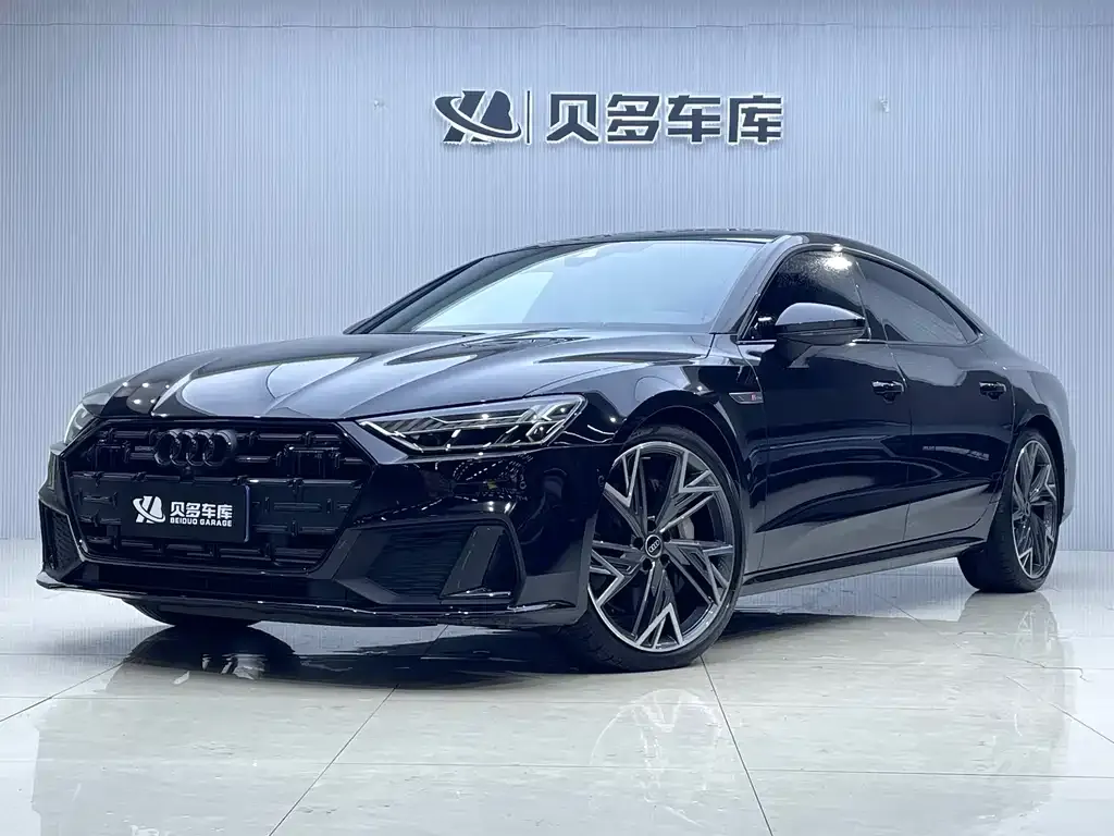 Audi A7L — фото 1