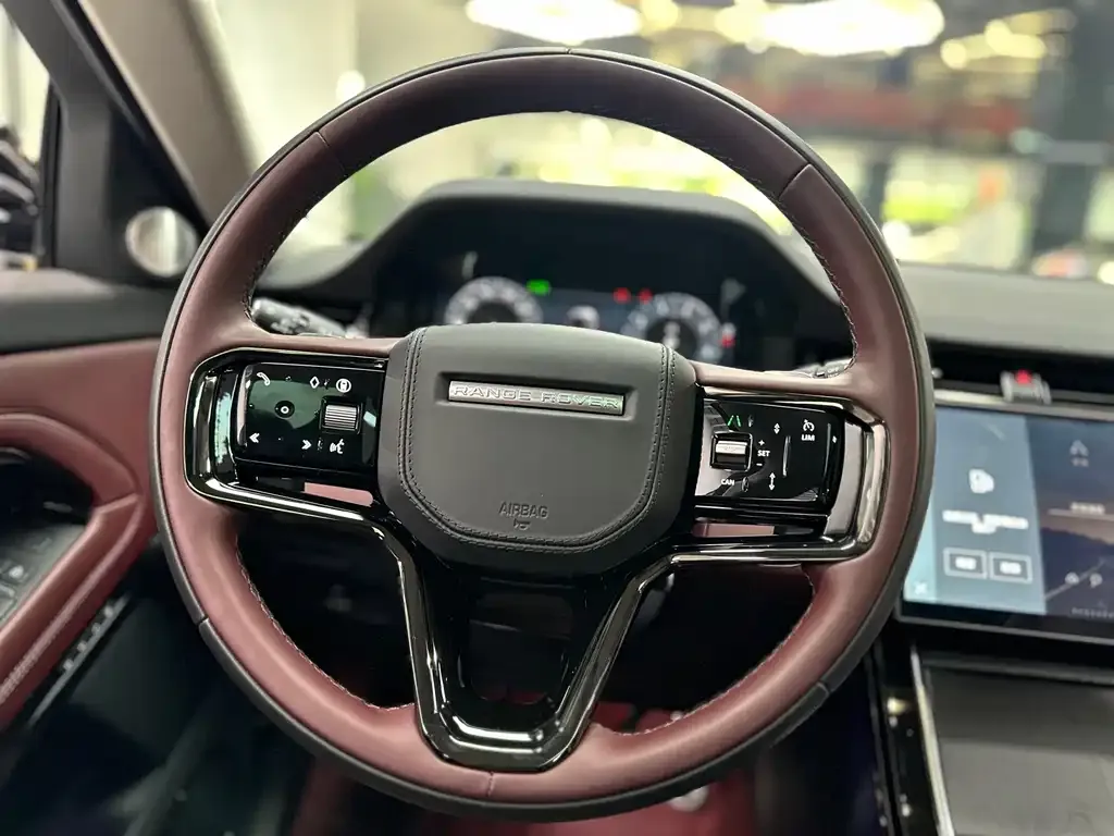 Land Rover Evoque — фото 10