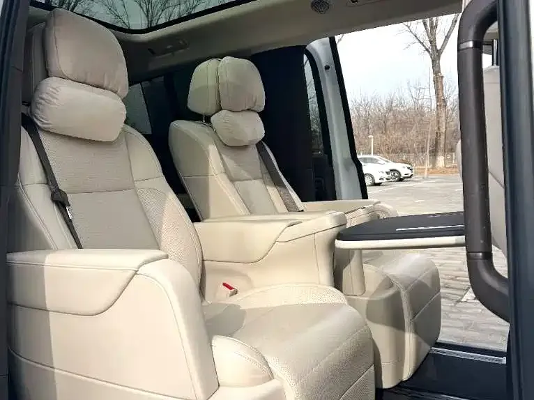 Li Auto MEGA 2025 из CN, фото 2