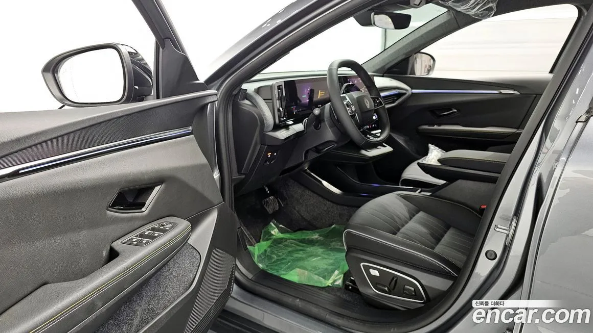 Renault Korea (Samsung) Scenic 2026 из KR, фото 8