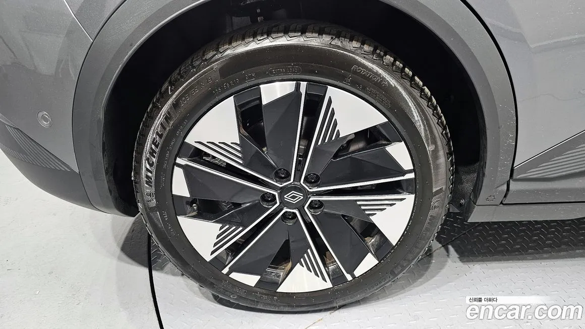 Renault Korea (Samsung) Scenic 2026 из KR, фото 9