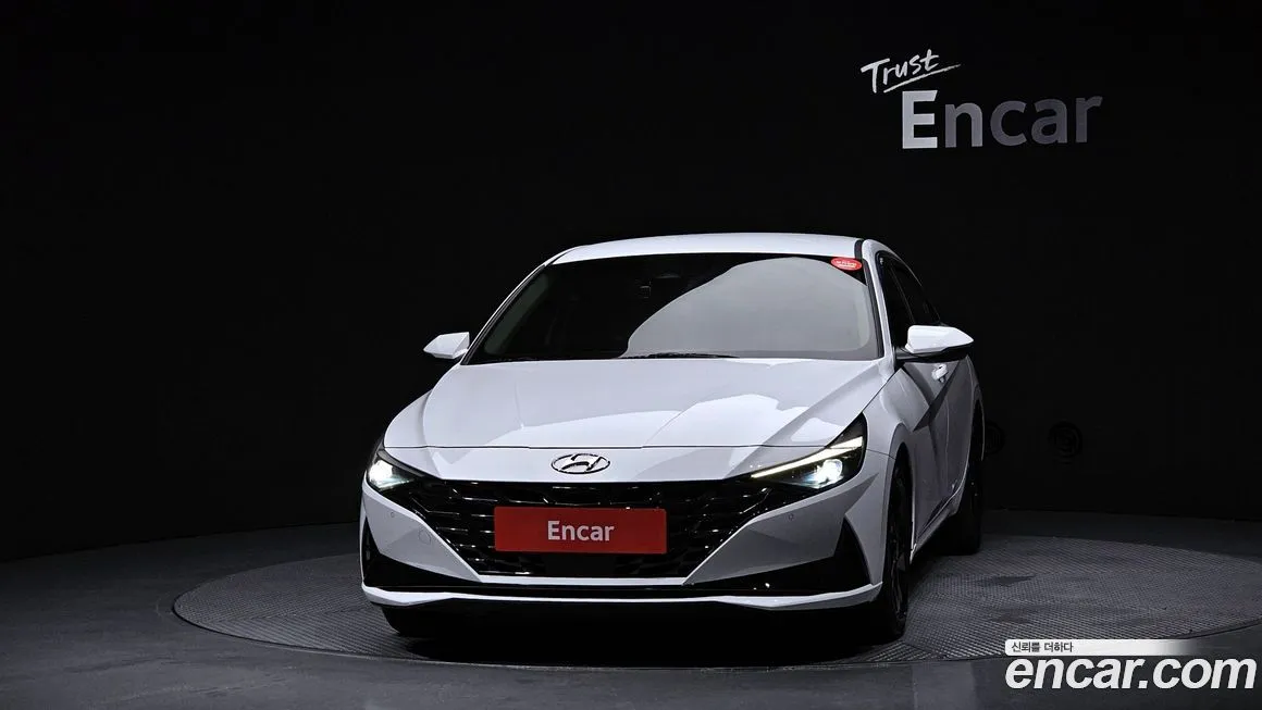Hyundai AVANTE — фото 2