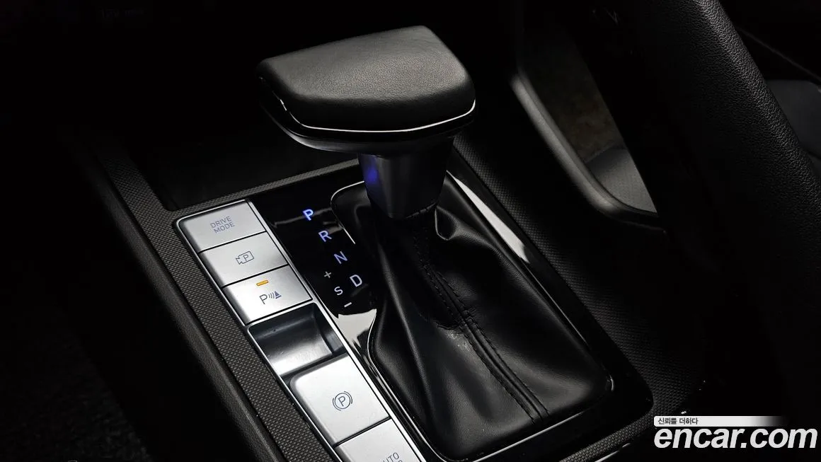 Hyundai AVANTE — фото 3