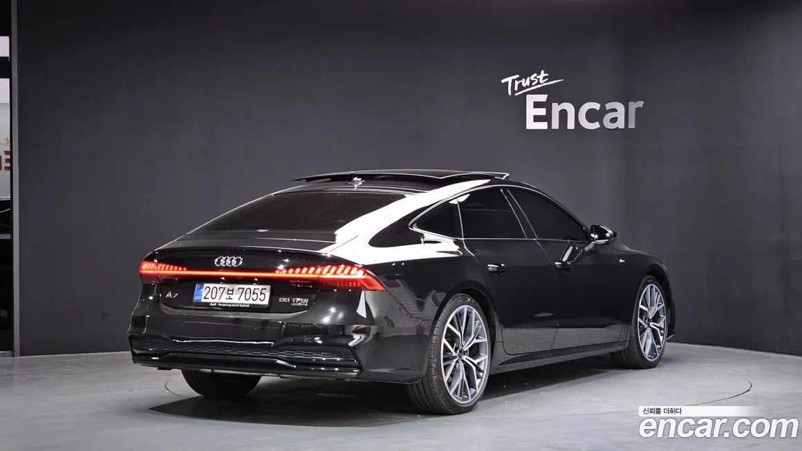 Audi A7 — фото 5