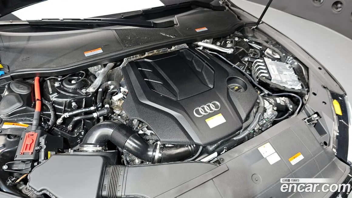 Audi A7 — фото 9
