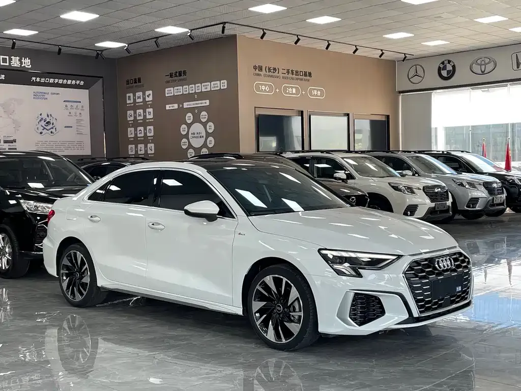 Audi A3 — фото 9