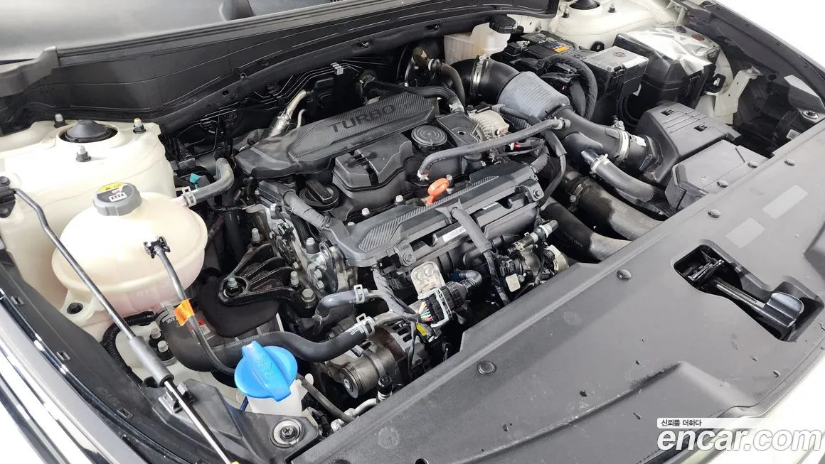 Kia Sportage — фото 8
