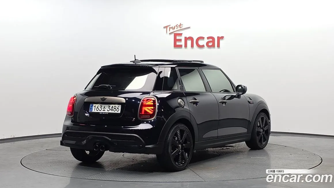 Mini Cooper 2023 из KR, фото 6