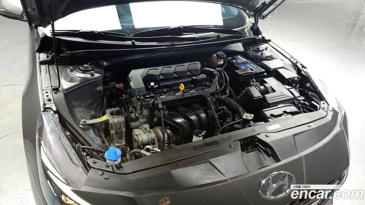 Hyundai AVANTE 2021 из KR, фото 9