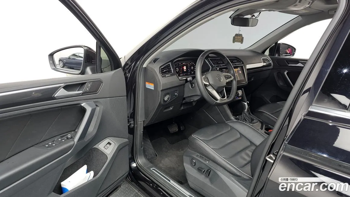 Volkswagen Tiguan 2022 из KR, фото 9