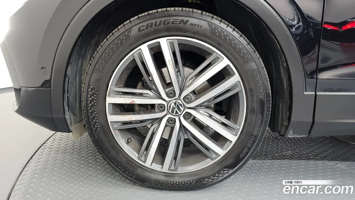 Volkswagen Tiguan 2022 из KR, фото 8