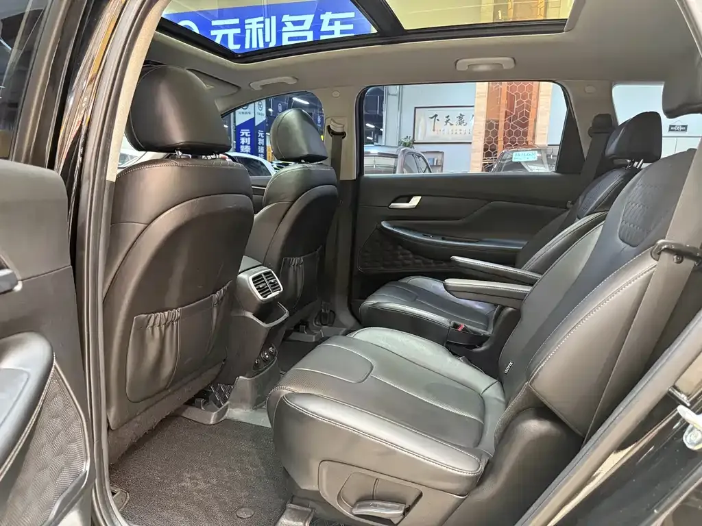 Hyundai Santa Fe 2021 из CN, фото 6