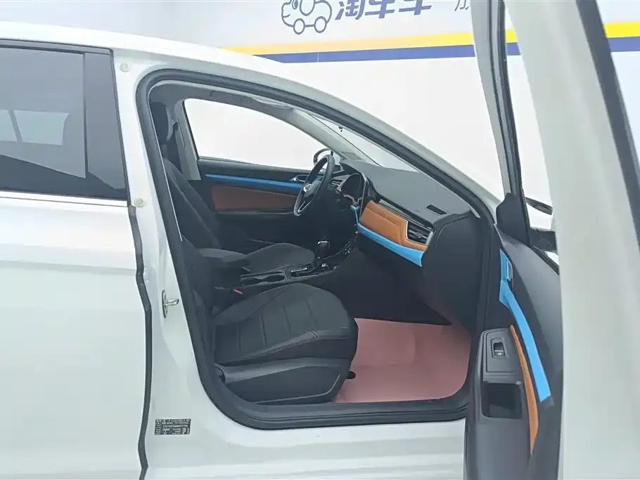 Volkswagen Bora 2022 из CN, фото 4