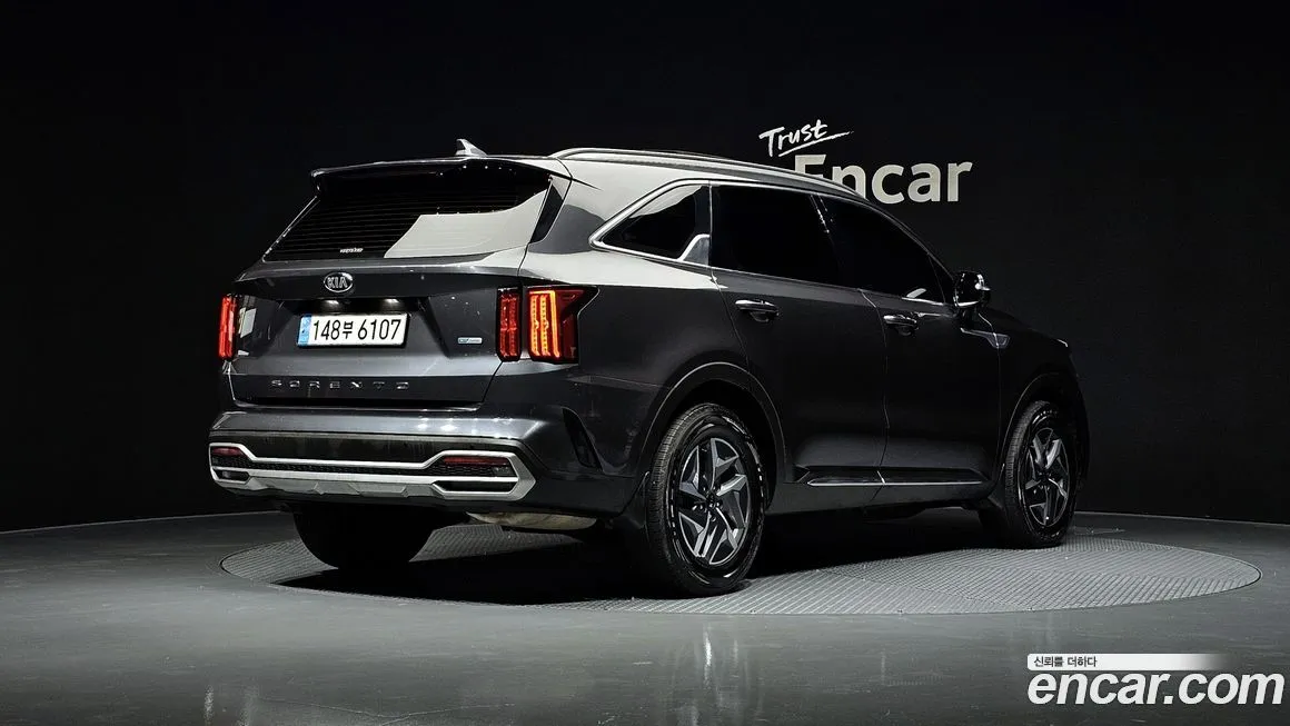 Kia Sorento — фото 8