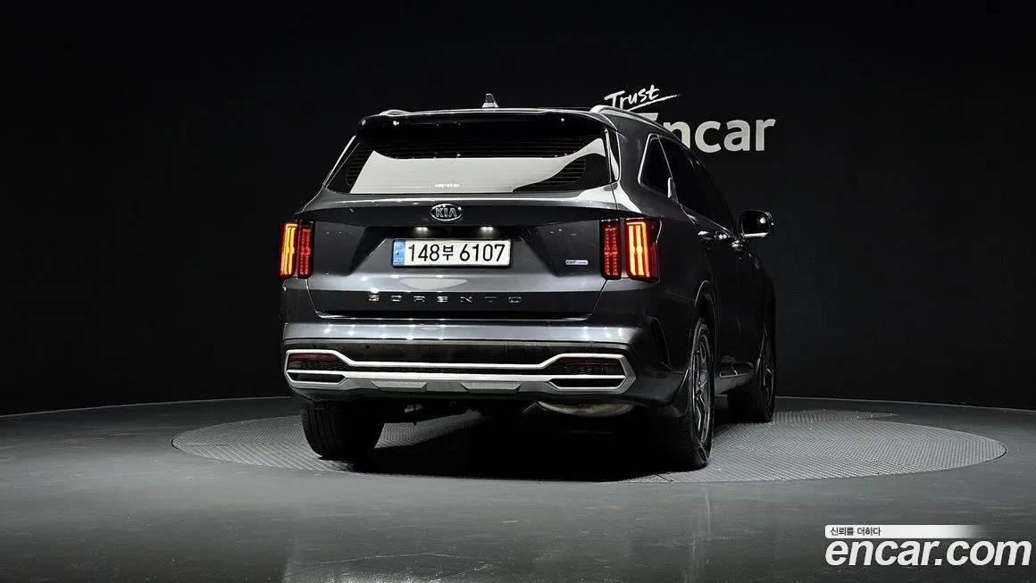 Kia Sorento — фото 6