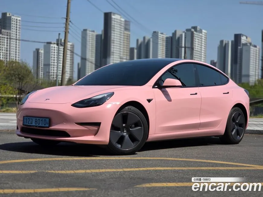 Tesla Model 3 — фото 1