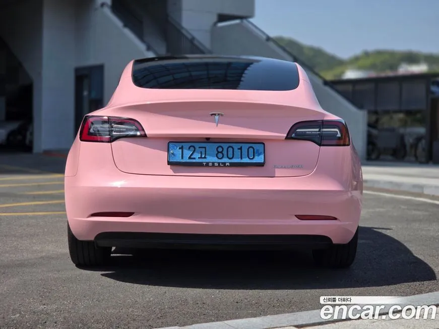 Tesla Model 3 — фото 3