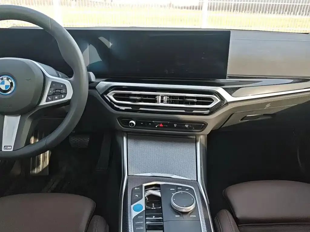 BMW i3 — фото 3