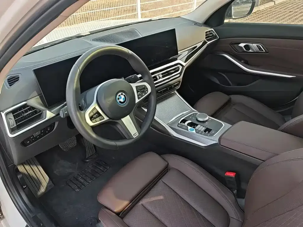 BMW i3 — фото 5