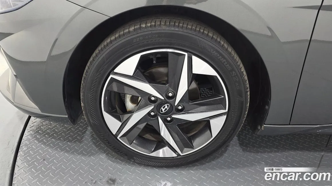 Hyundai AVANTE — фото 10