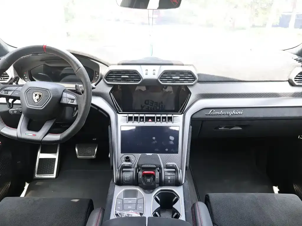 Lamborghini Urus — фото 2