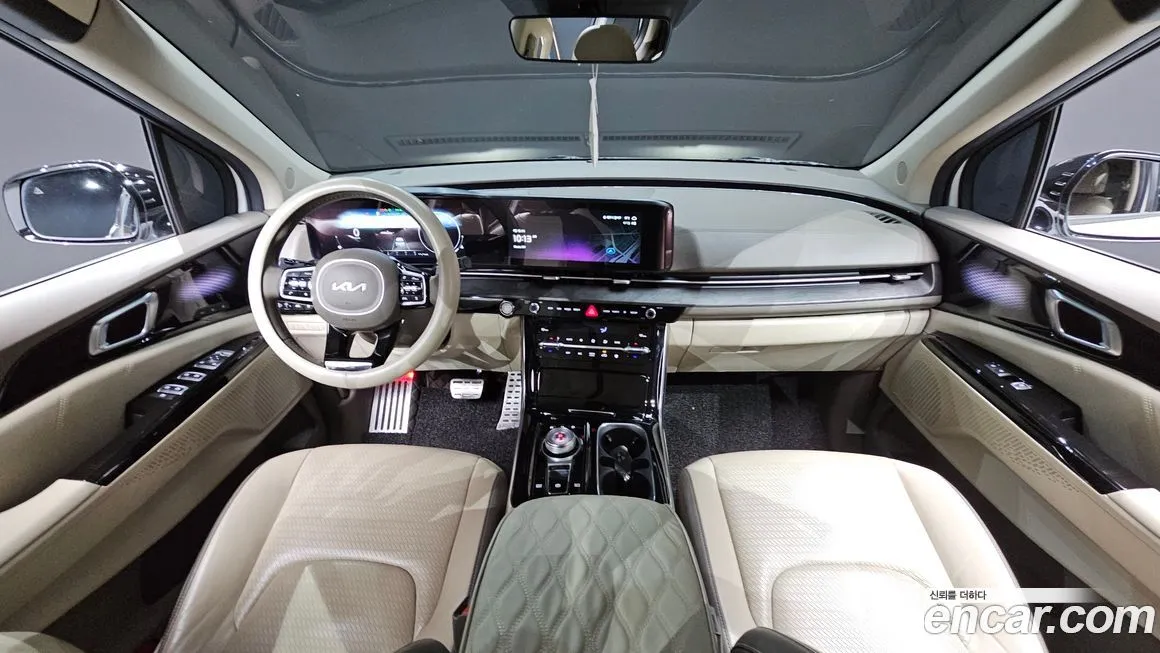 Kia Carnival — фото 10