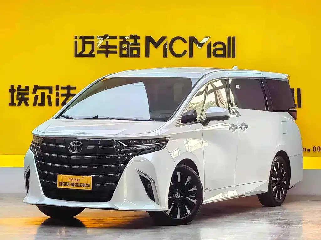 Toyota Alphard — фото 1