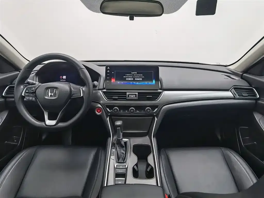 Honda Accord — фото 6