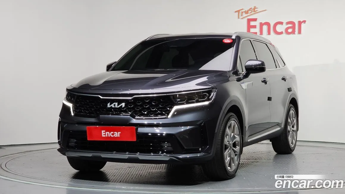 Kia Sorento — фото 1