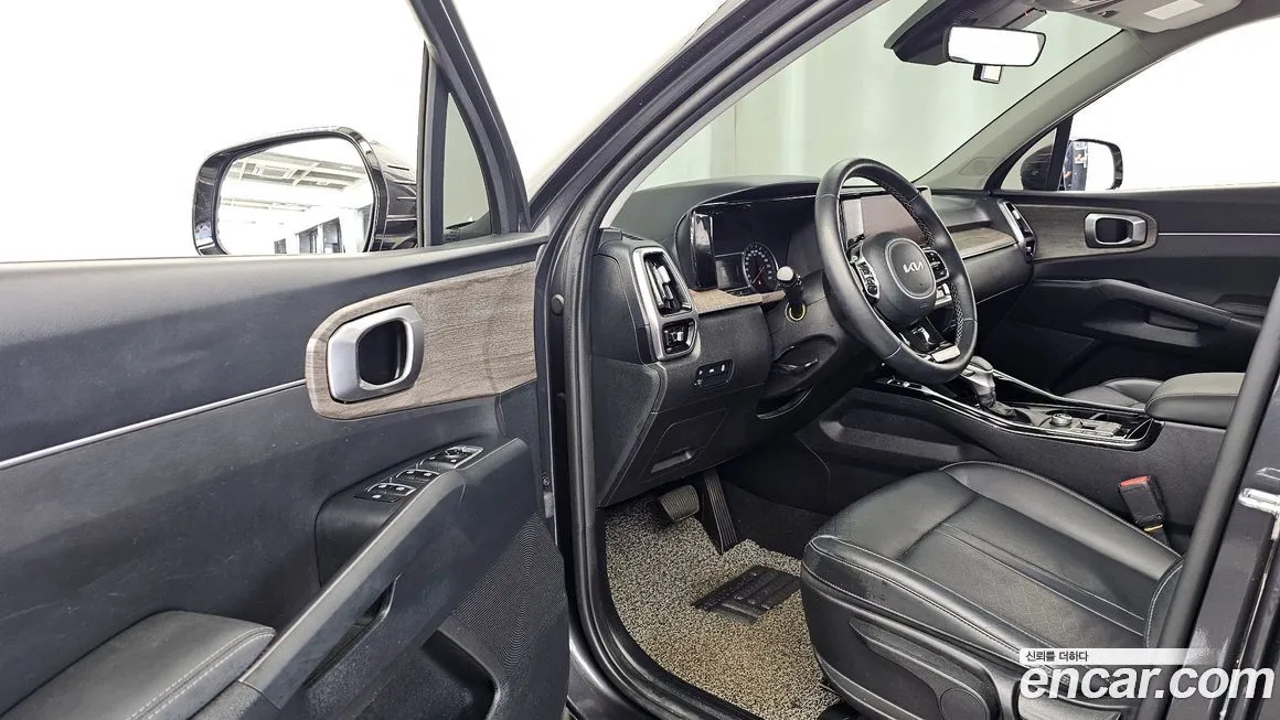 Kia Sorento — фото 5