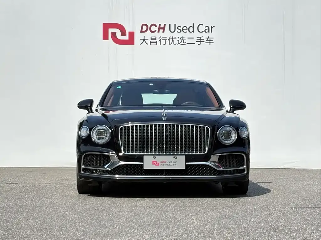 Bentley Flying Spur — фото 6