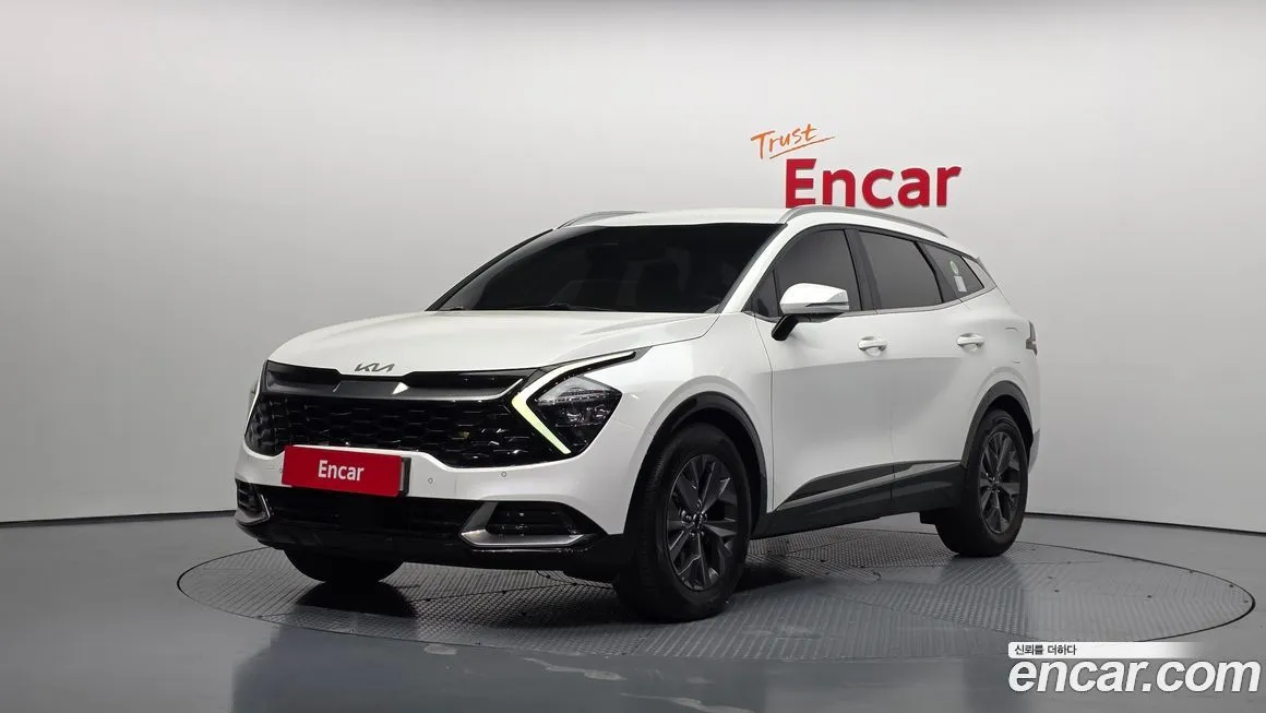 Kia Sportage — фото 1