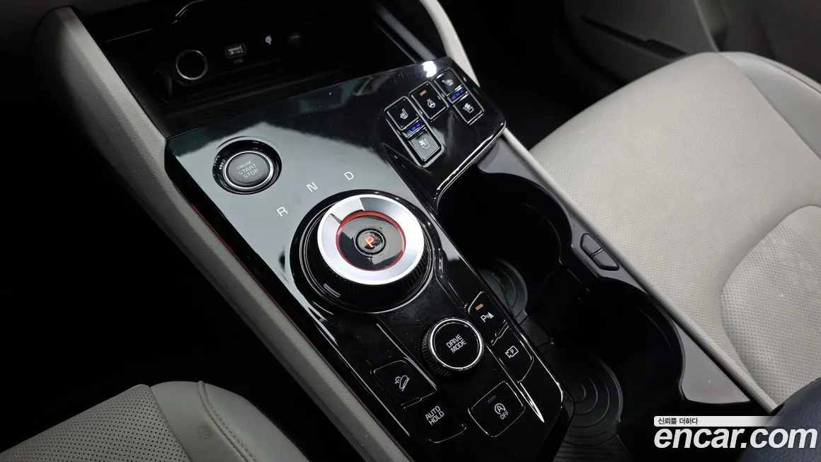 Kia Sportage — фото 10