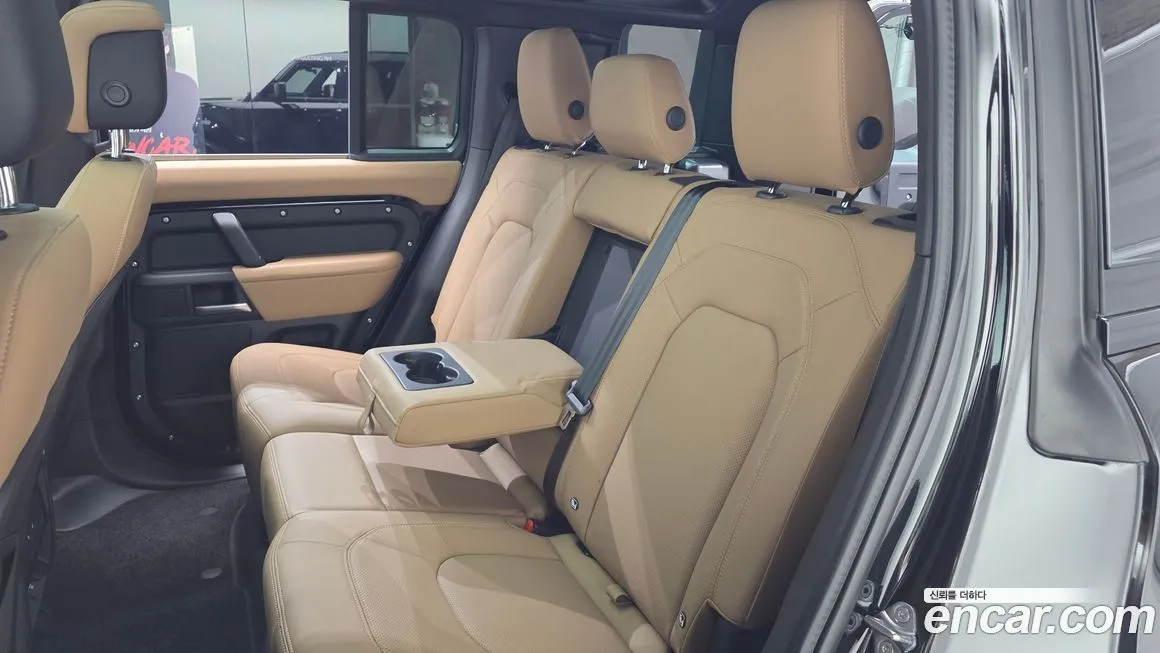 Land Rover Defender 2025 из KR, фото 3