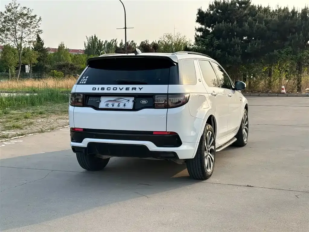 Land Rover Discovery Sport — фото 10