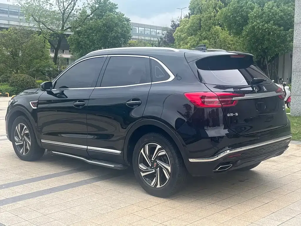 Hongqi HS5 — фото 10