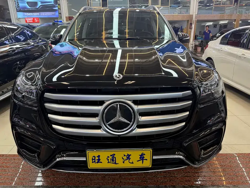 Mercedes-Benz GLS — фото 9