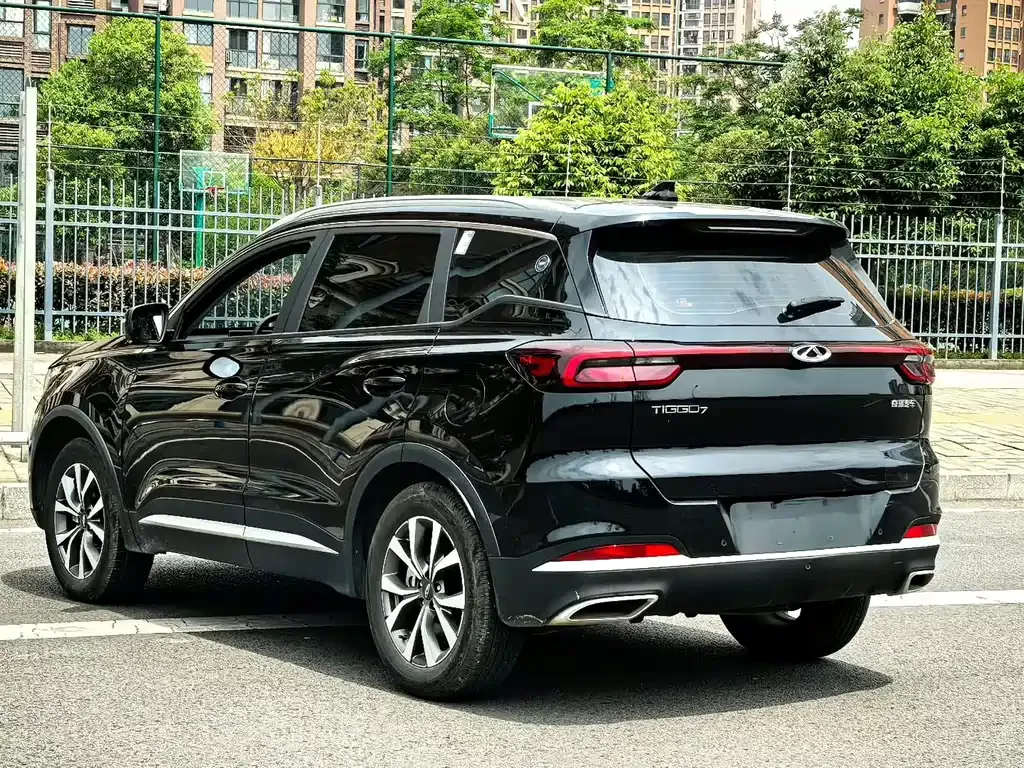 Chery Tiggo 7 — фото 7