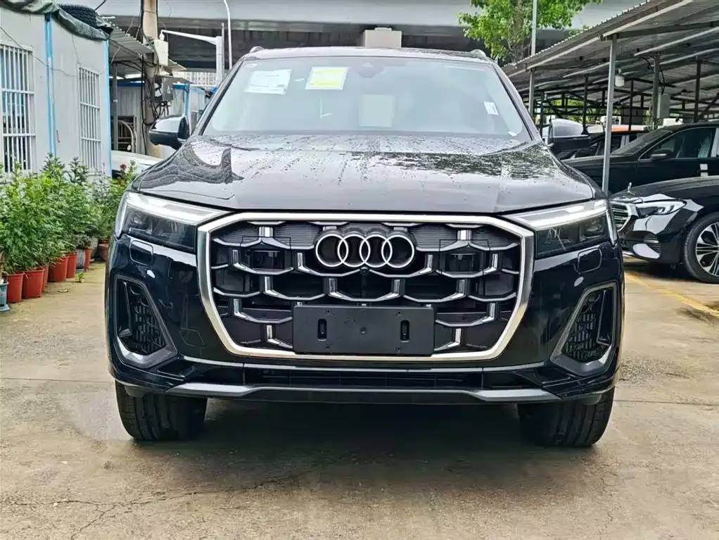 Audi Q7 — фото 5
