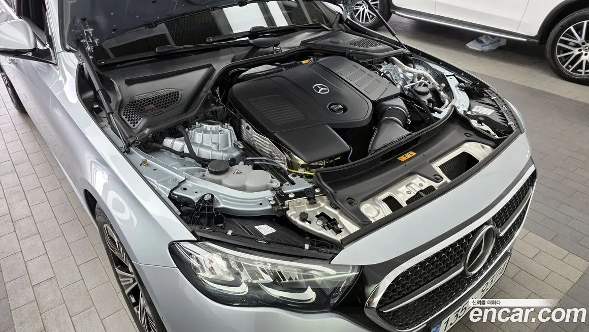 Mercedes-Benz E-Class 2025 из KR, фото 10