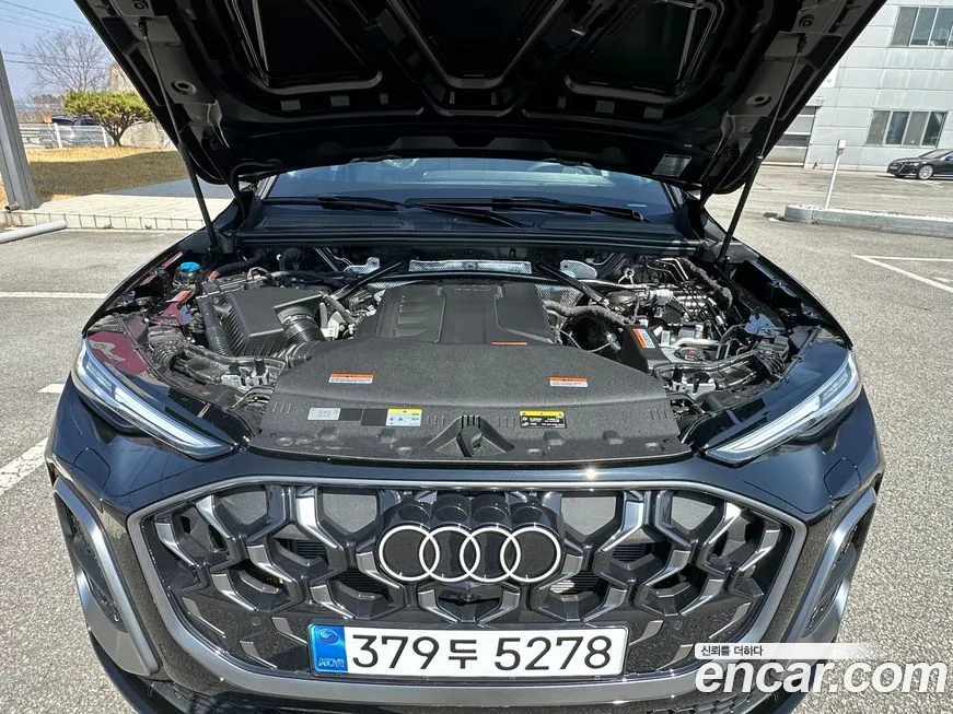 Audi Q5 2025 из KR, фото 10