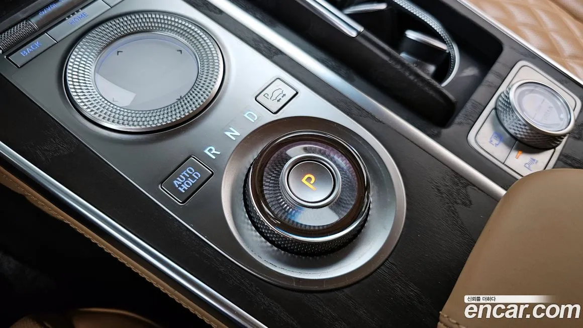 Genesis GV80 — фото 10