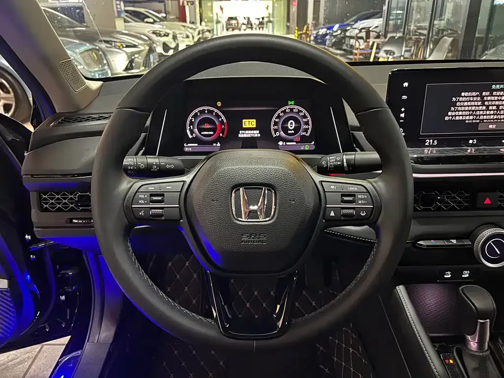 Honda Accord — фото 6