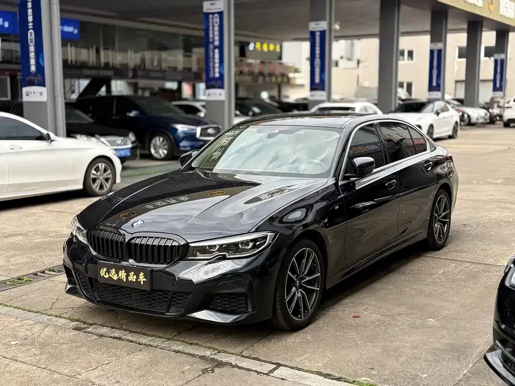 BMW 3 Series — фото 1